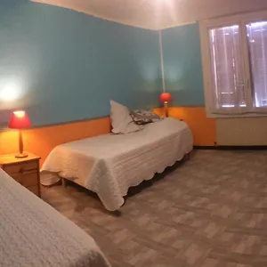 https://t2-35m2-au-coeur-de-sanary.fr-provencehotel.com